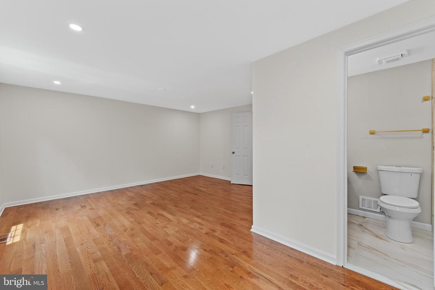 671 Concerto Lane photo 28
