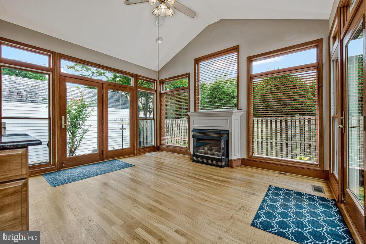 115 Lucas Lane photo 12