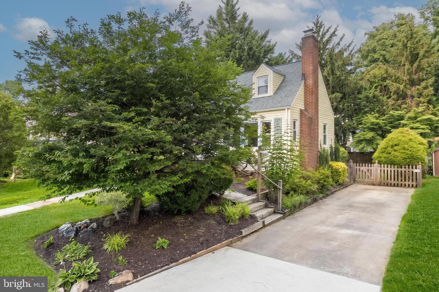 10817 Madison Street photo 3