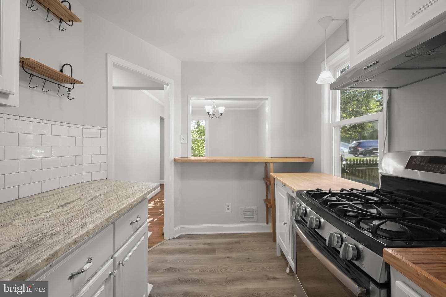 10817 Madison Street photo 9