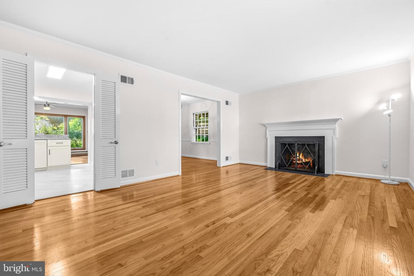 3406 Glenmoor Drive photo 3
