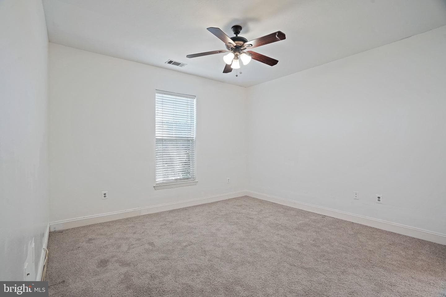 501 Hungerford Drive #p83 photo 18