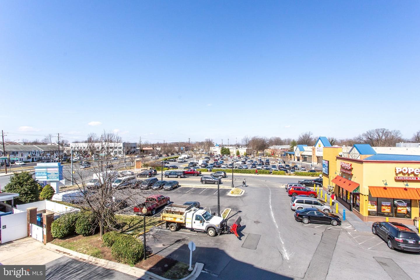 501 Hungerford Drive #p83 photo 37