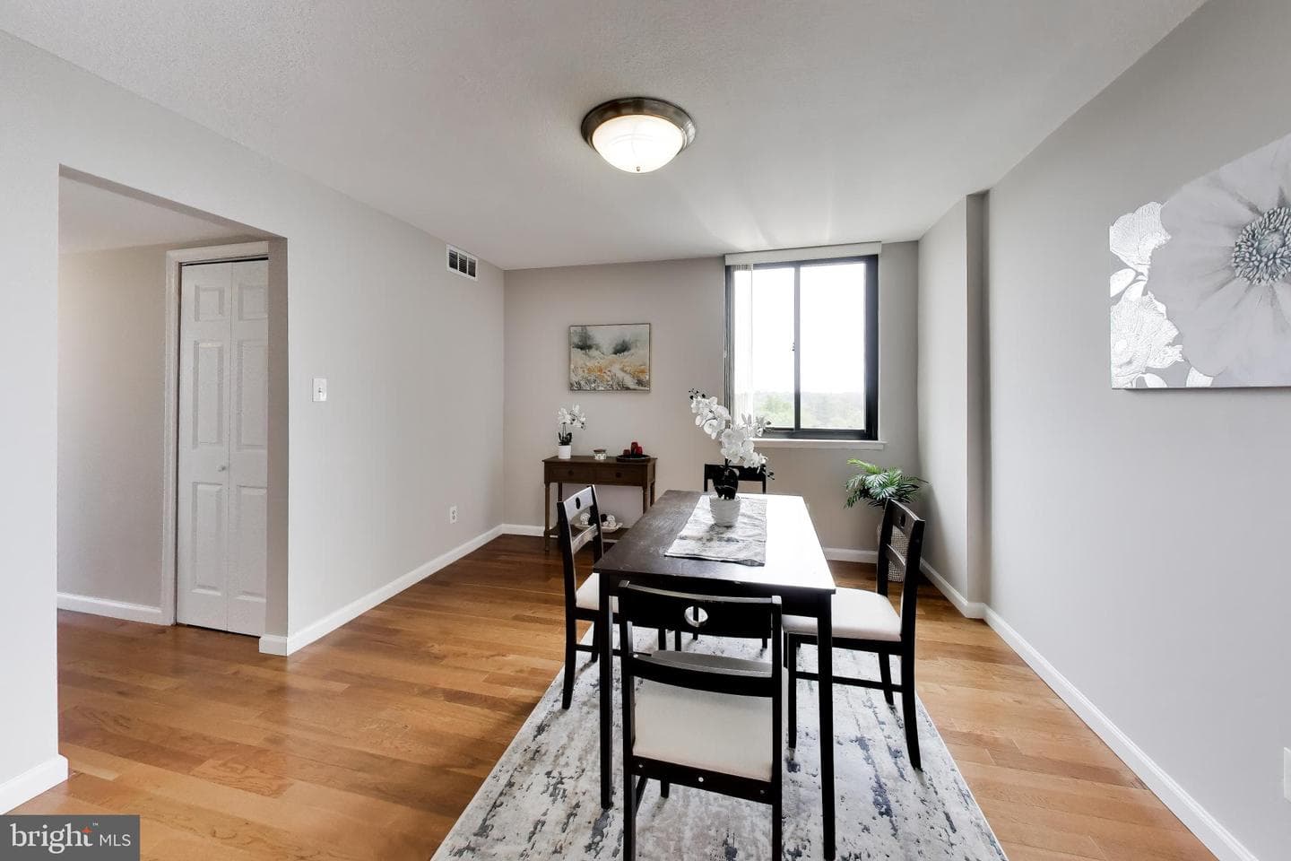 118 Monroe Street #118-910 photo 13