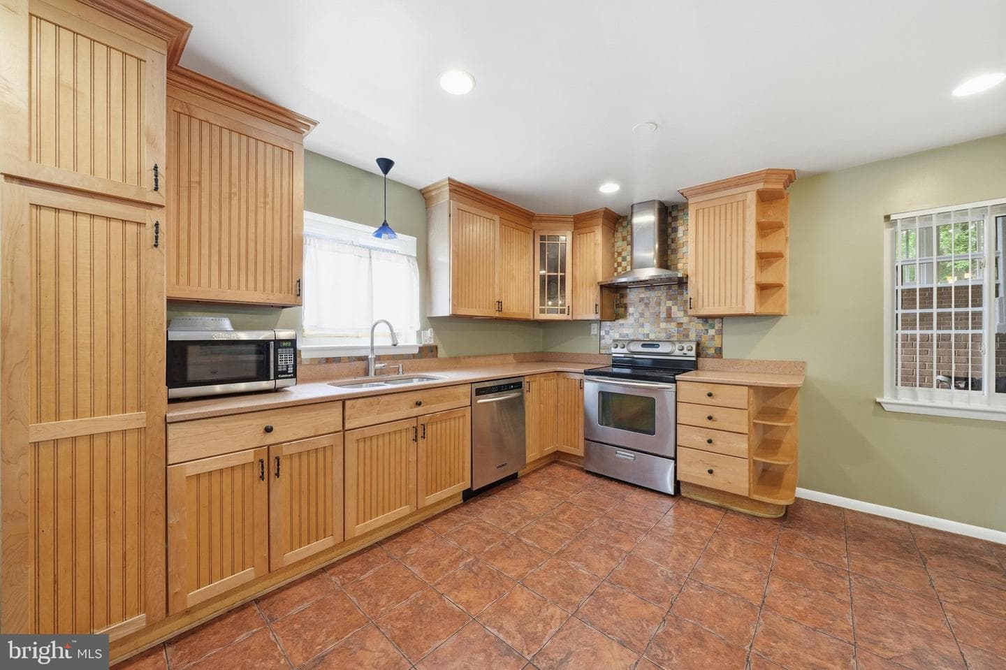 11412 Fairoak Drive photo 12