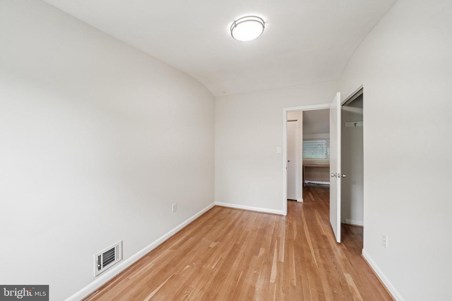 11412 Fairoak Drive photo 27