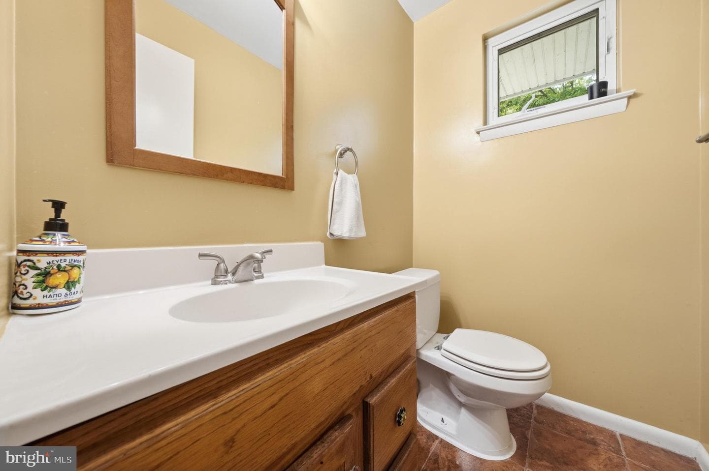11412 Fairoak Drive photo 4