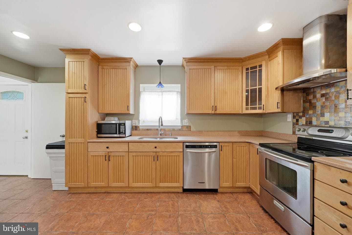 11412 Fairoak Drive photo 8