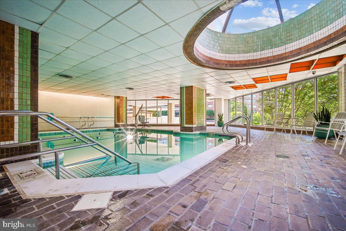 4601 N Park Avenue #412 photo 32