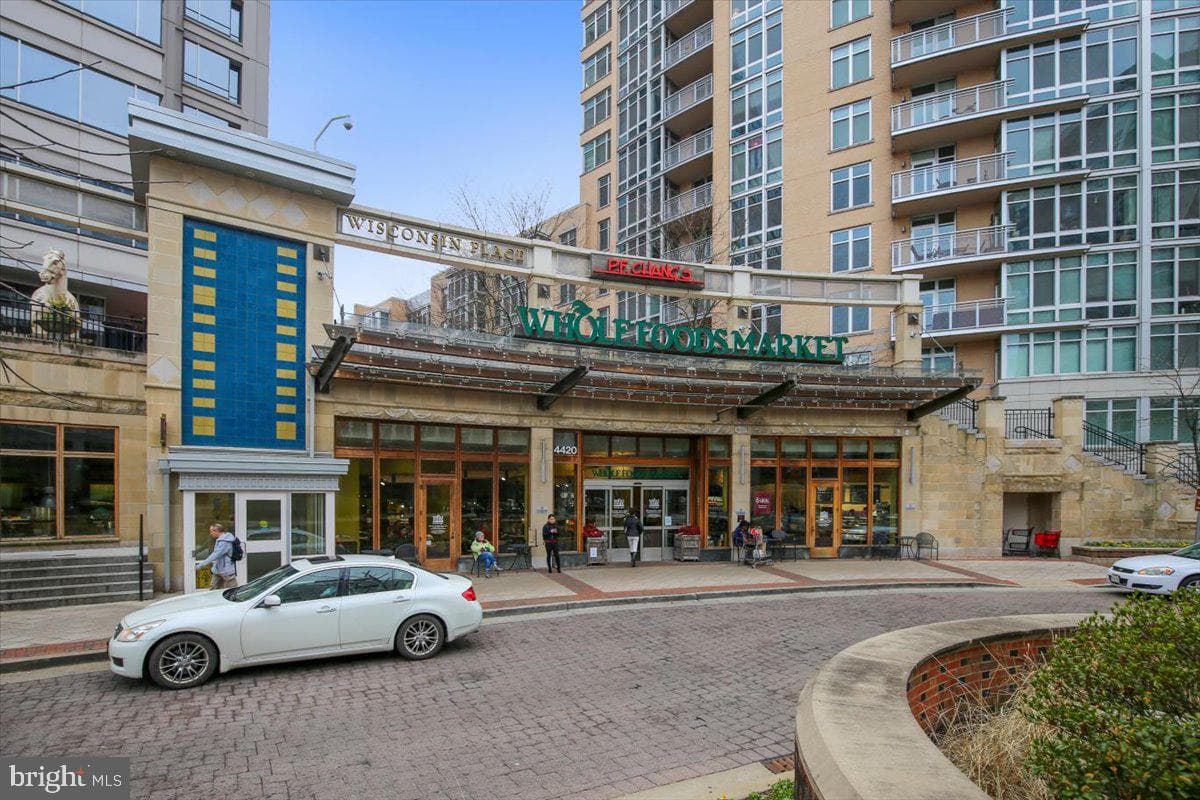 4601 N Park Avenue #412 photo 40