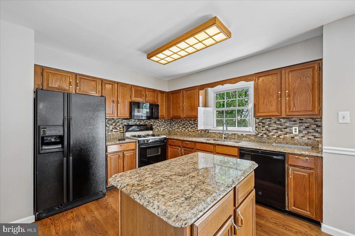 24009 Preakness Drive photo 28