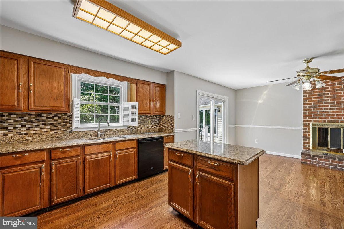 24009 Preakness Drive photo 31