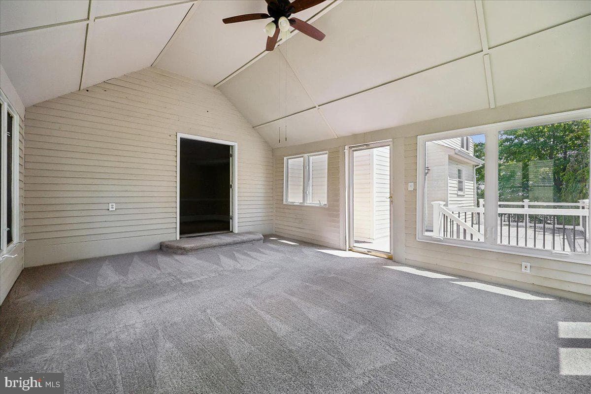 24009 Preakness Drive photo 52