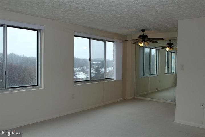 10201 Grosvenor Place #1007 photo 5