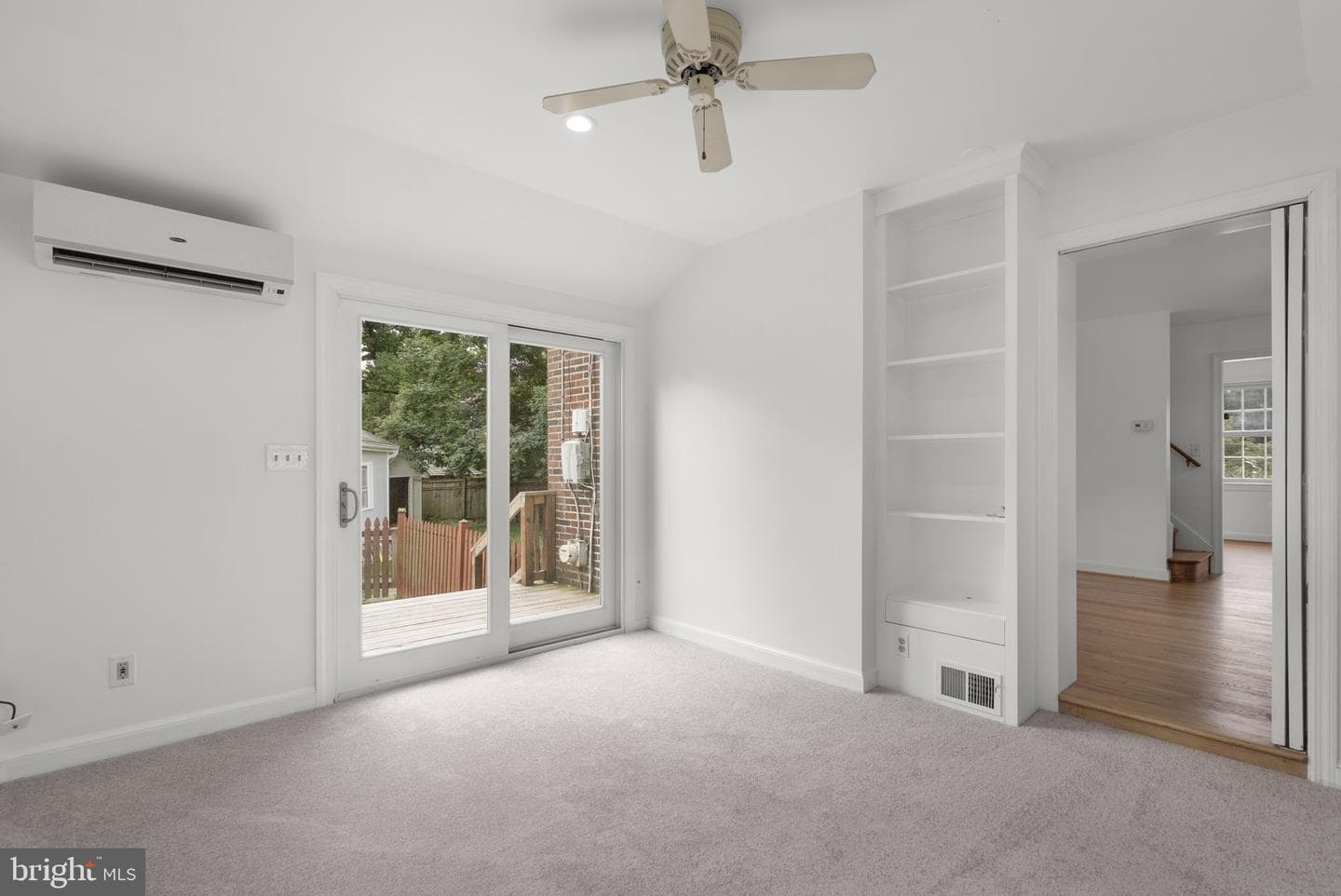 10511 Lorain Avenue photo 10
