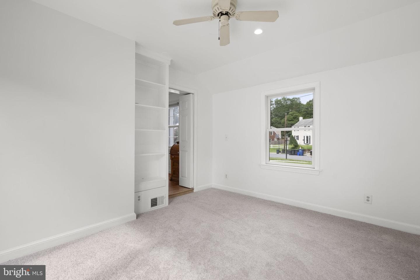 10511 Lorain Avenue photo 11