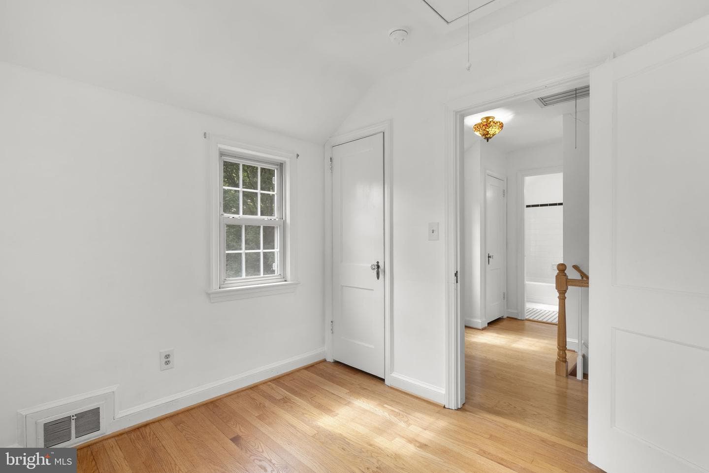 10511 Lorain Avenue photo 33