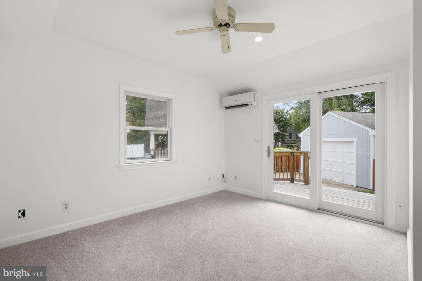 10511 Lorain Avenue photo 9
