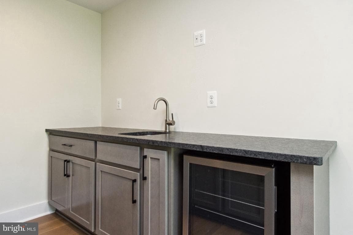 19507 Fisher Avenue photo 27