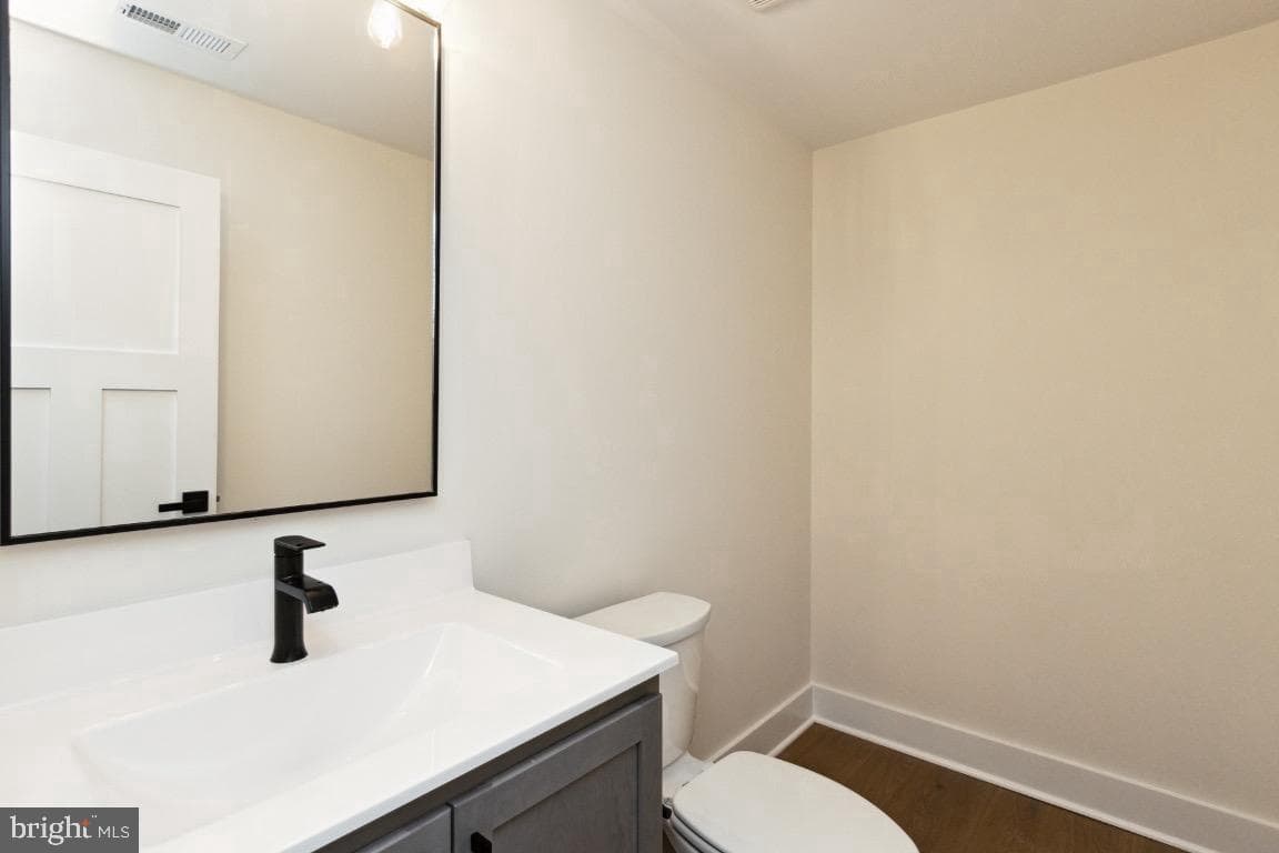 19507 Fisher Avenue photo 28