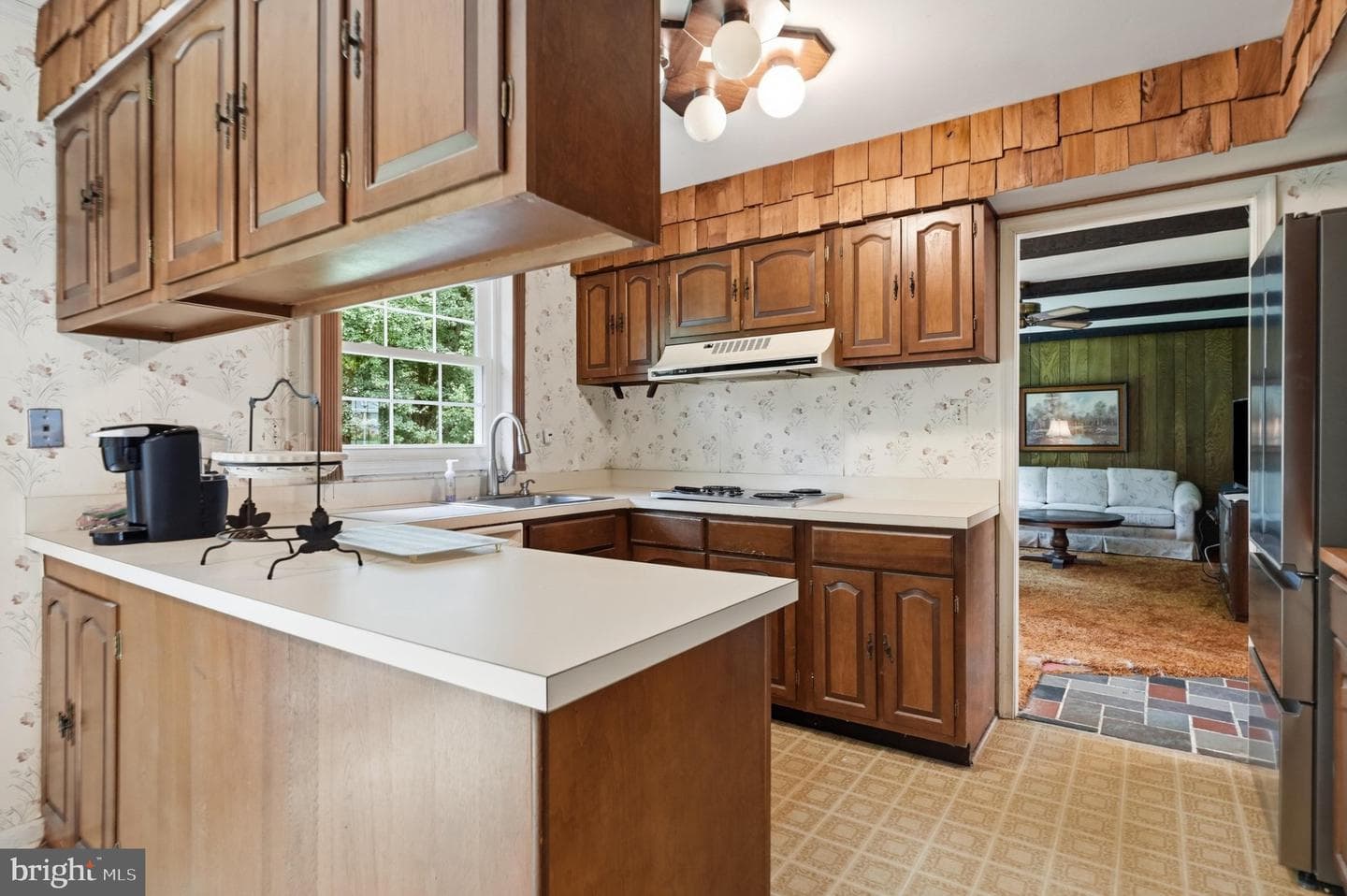 14008 Breeze Hill Lane photo 27