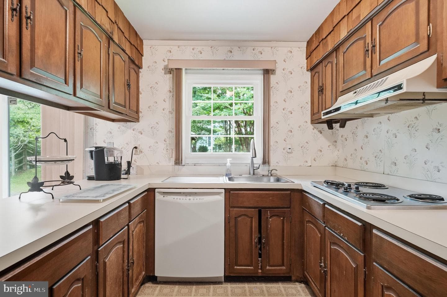 14008 Breeze Hill Lane photo 29