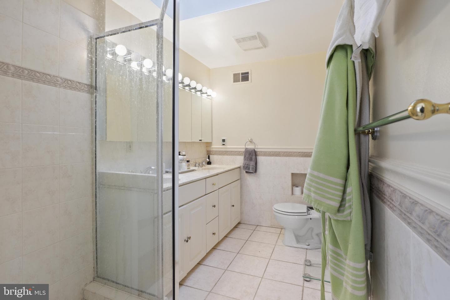 206 Grove Avenue photo 26