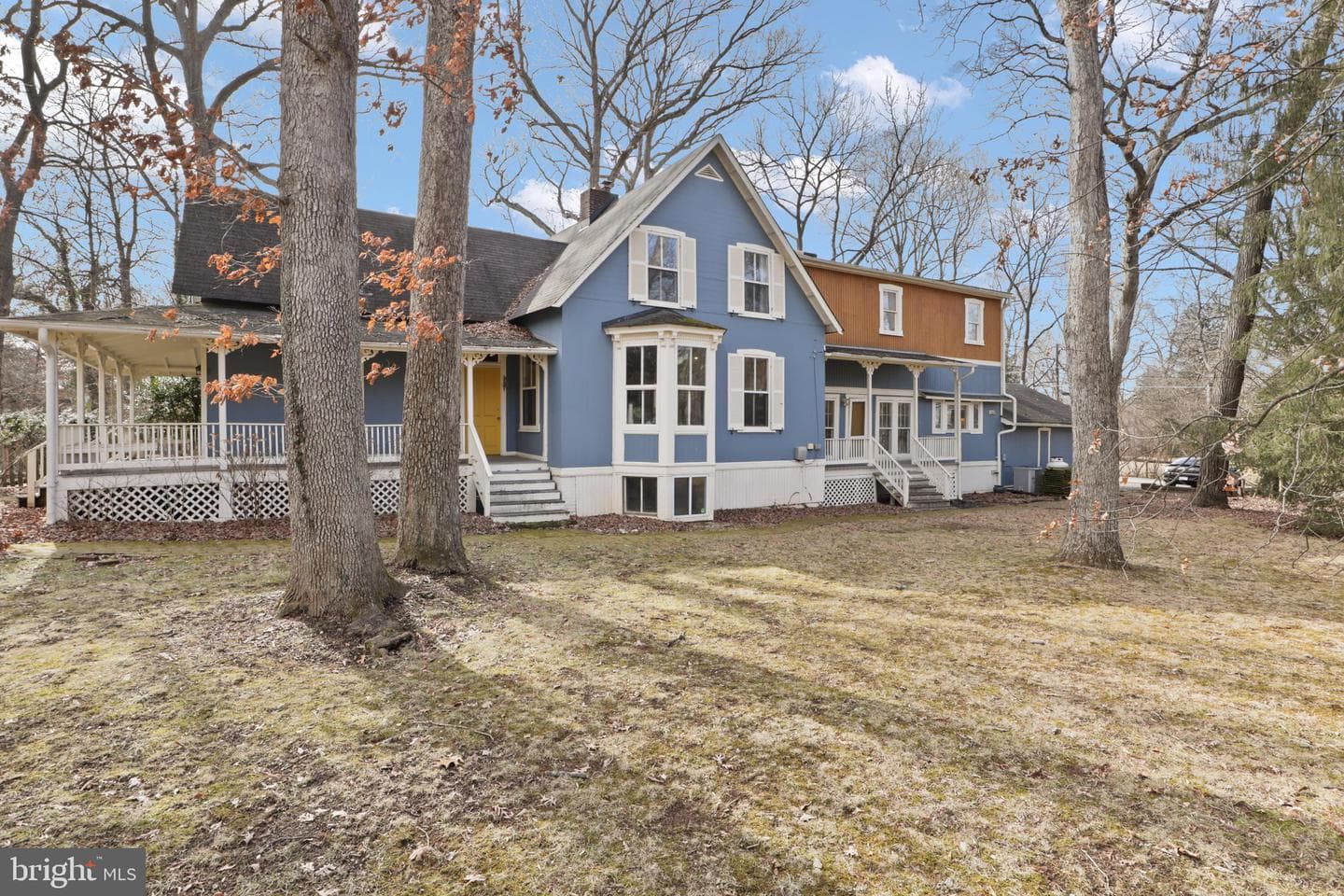 206 Grove Avenue photo 3