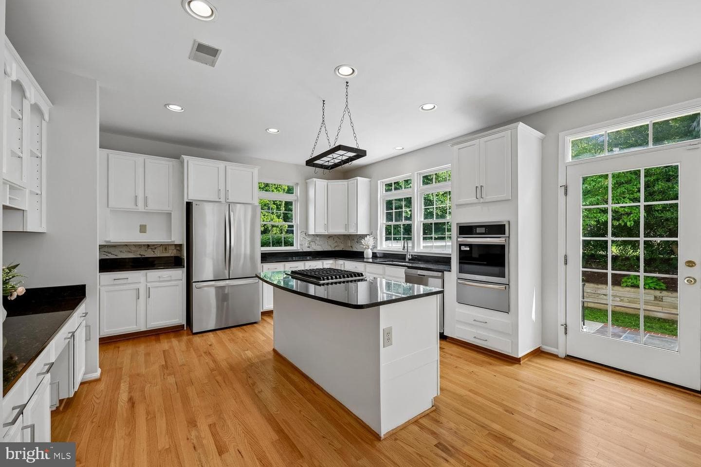 2 Seneca Forest Court photo 21