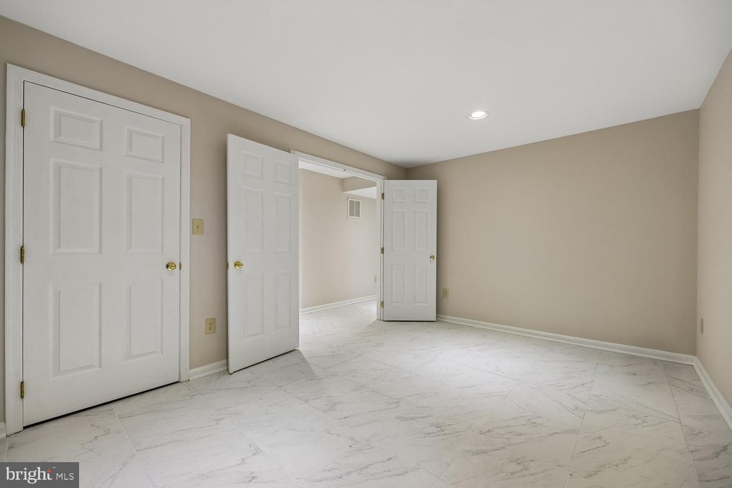 2 Seneca Forest Court photo 85