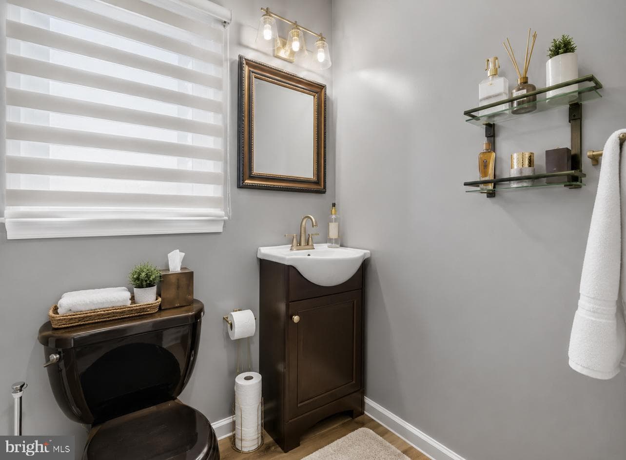 10301 Naglee Road photo 17