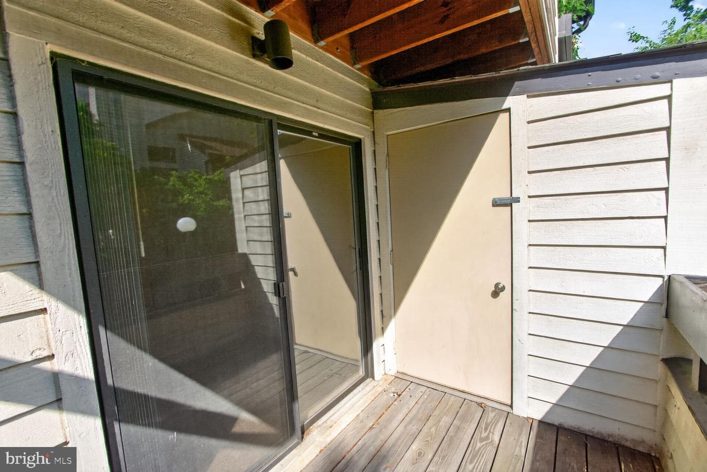 18430 Bishopstone Court #305 photo 30