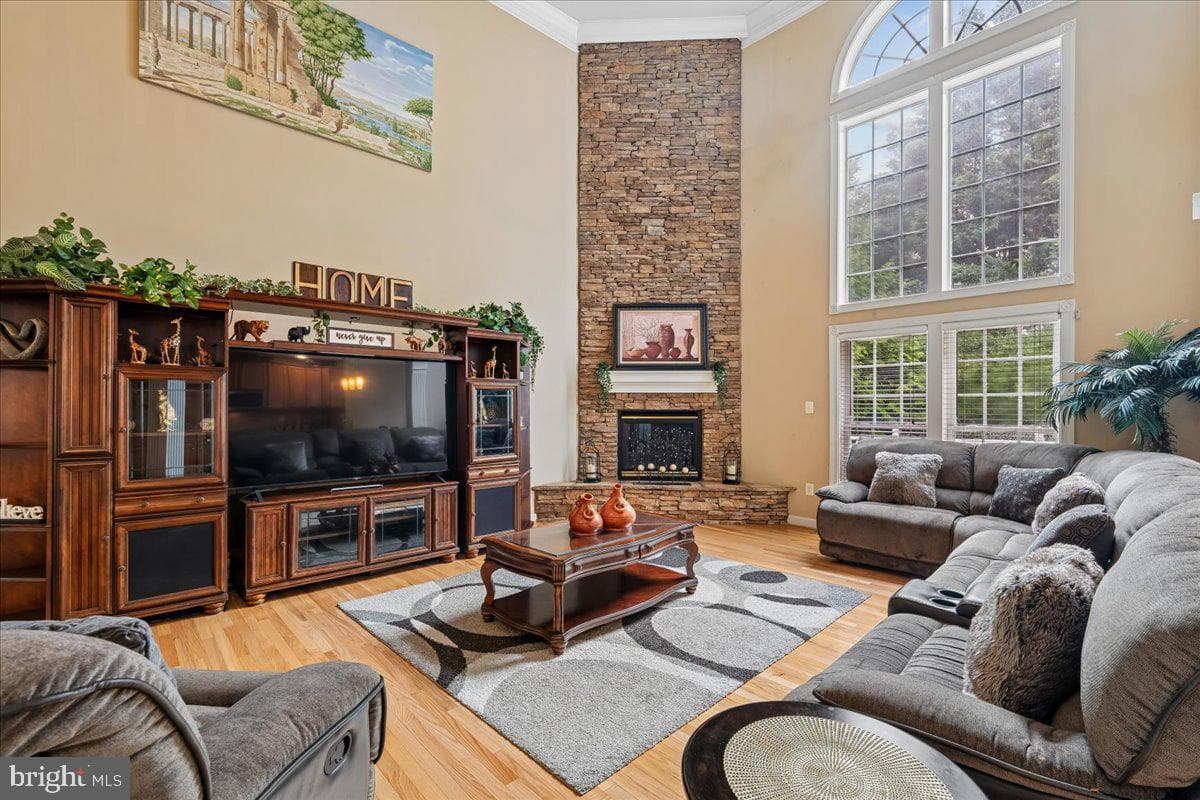 13314 Catawba Manor Way photo 3