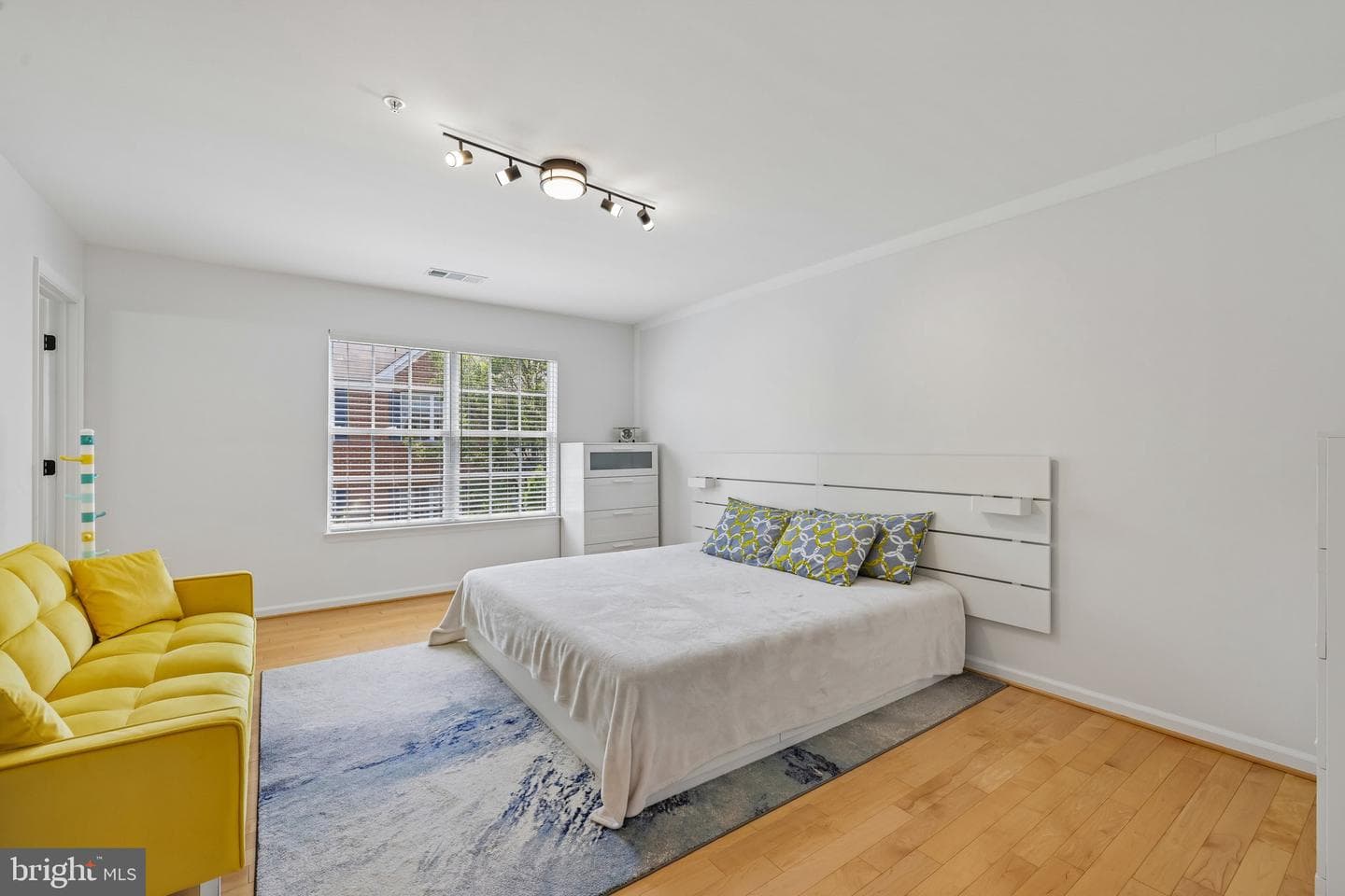 21109 Camomile Court #98 photo 17