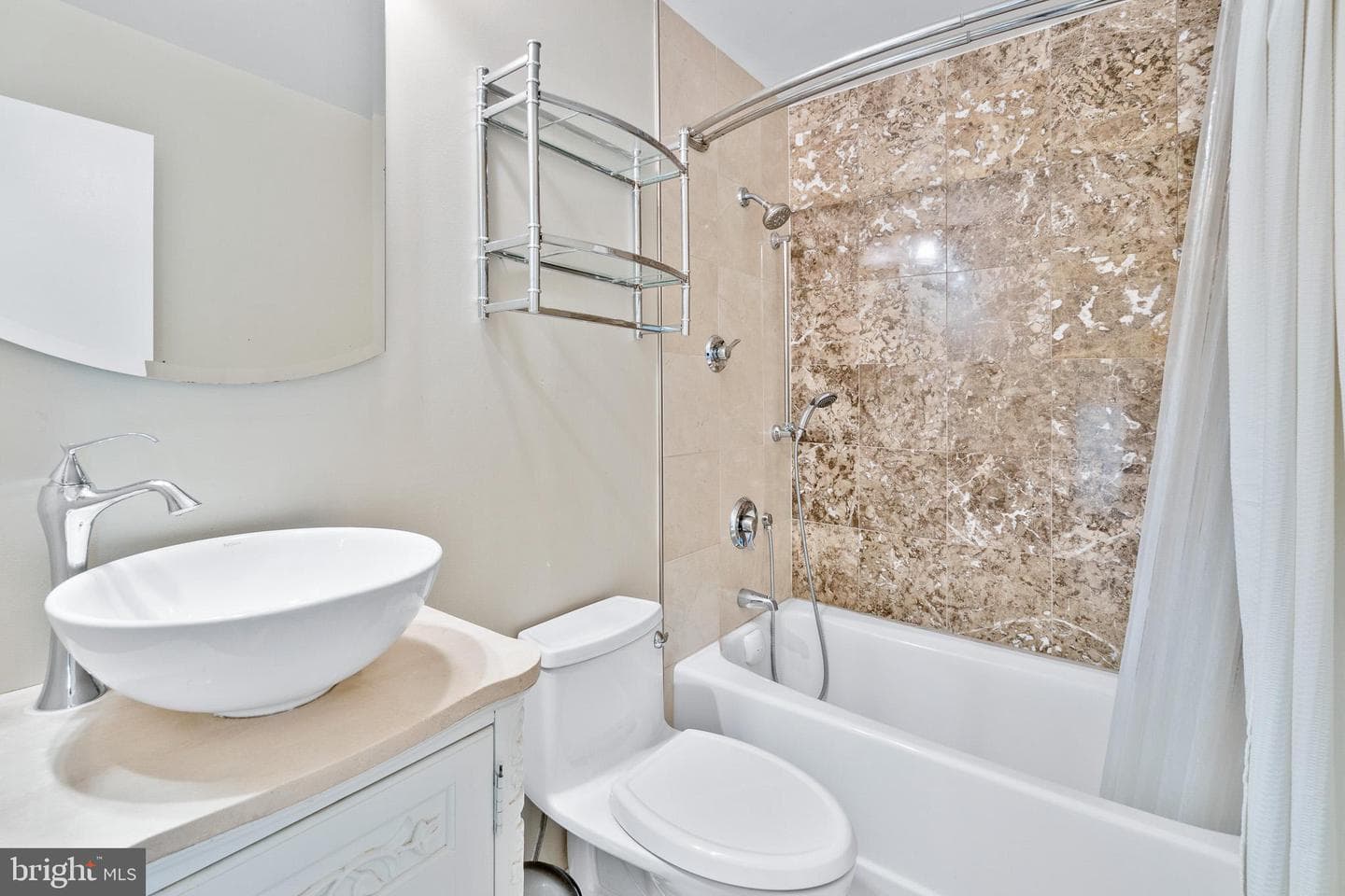16517 Jilrick Street photo 19