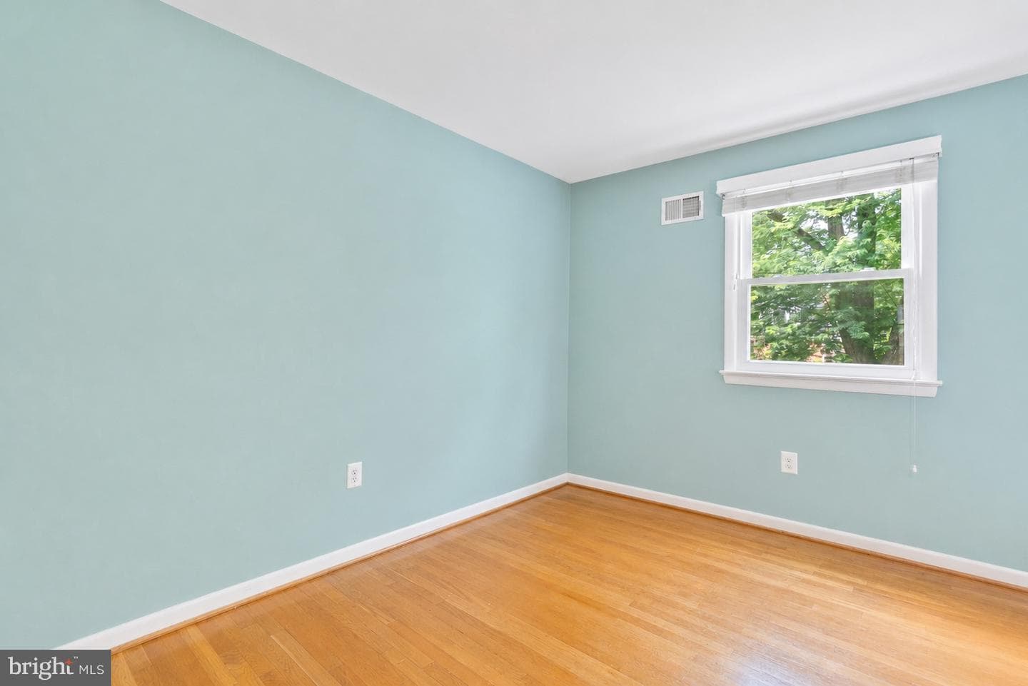 16517 Jilrick Street photo 21