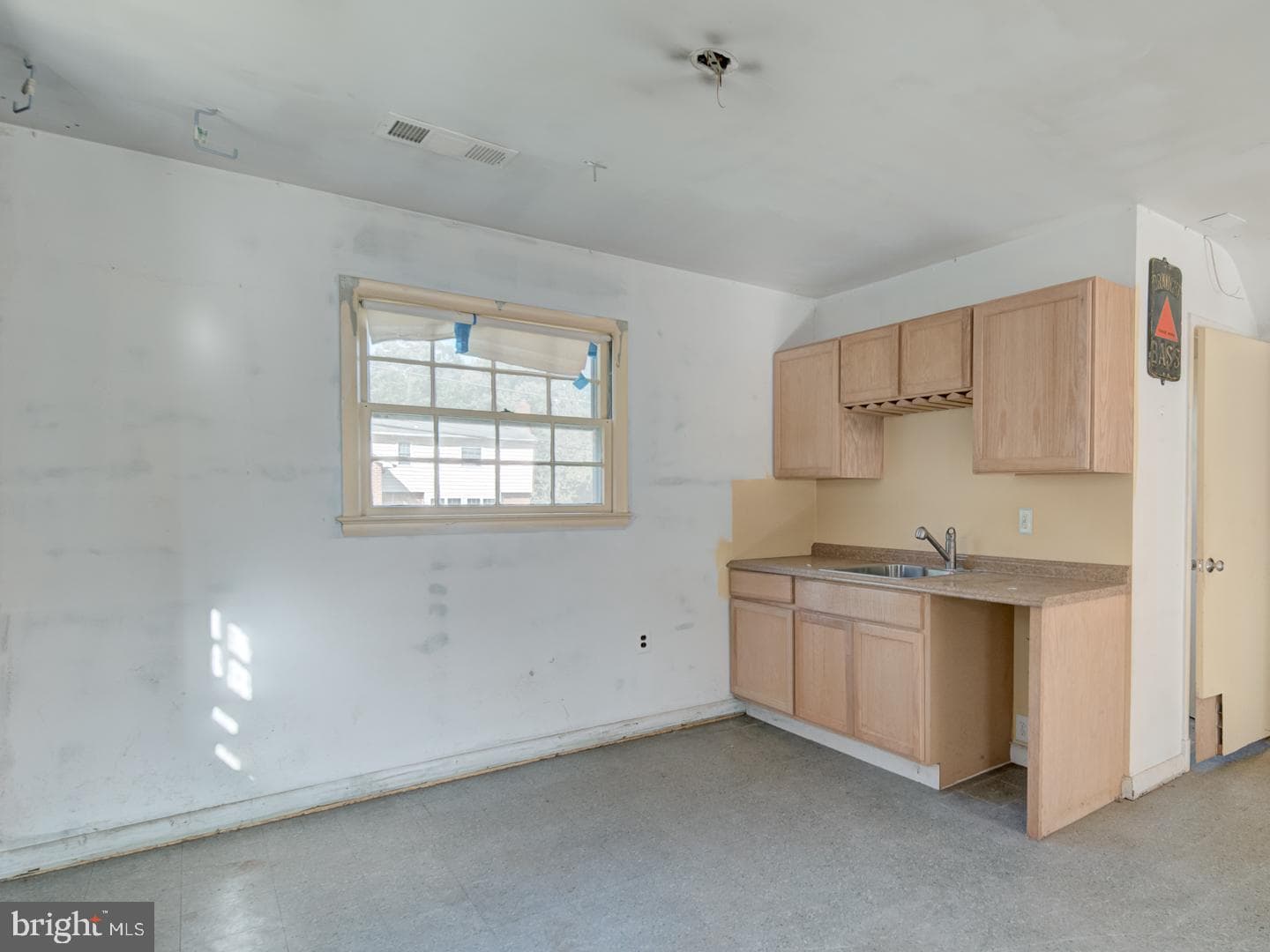 9842 Belhaven Road photo 47