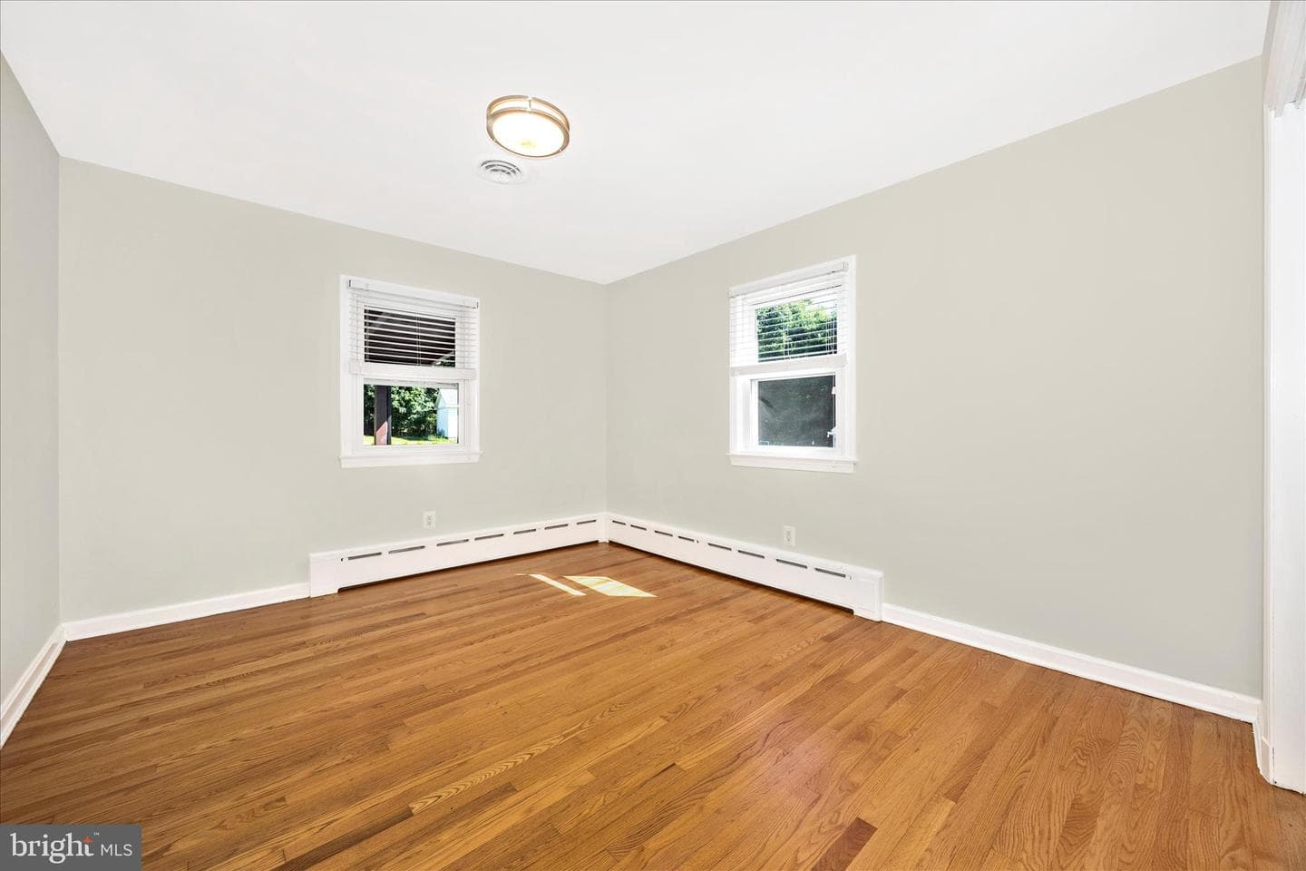 16215 Redland Road photo 25