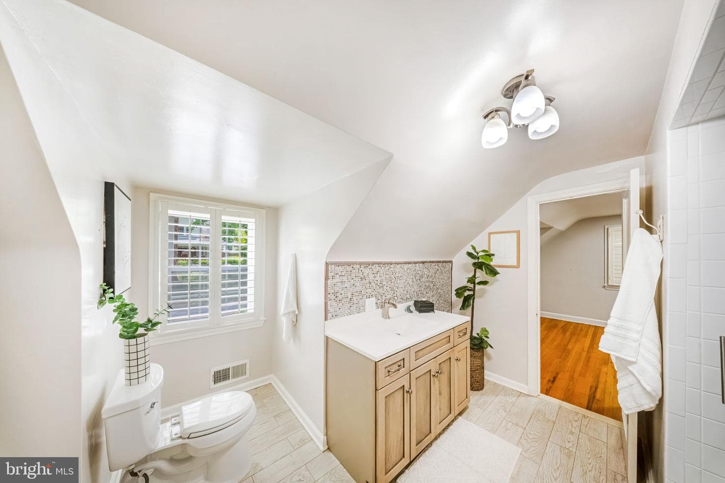 9920 Capitol View Avenue photo 23