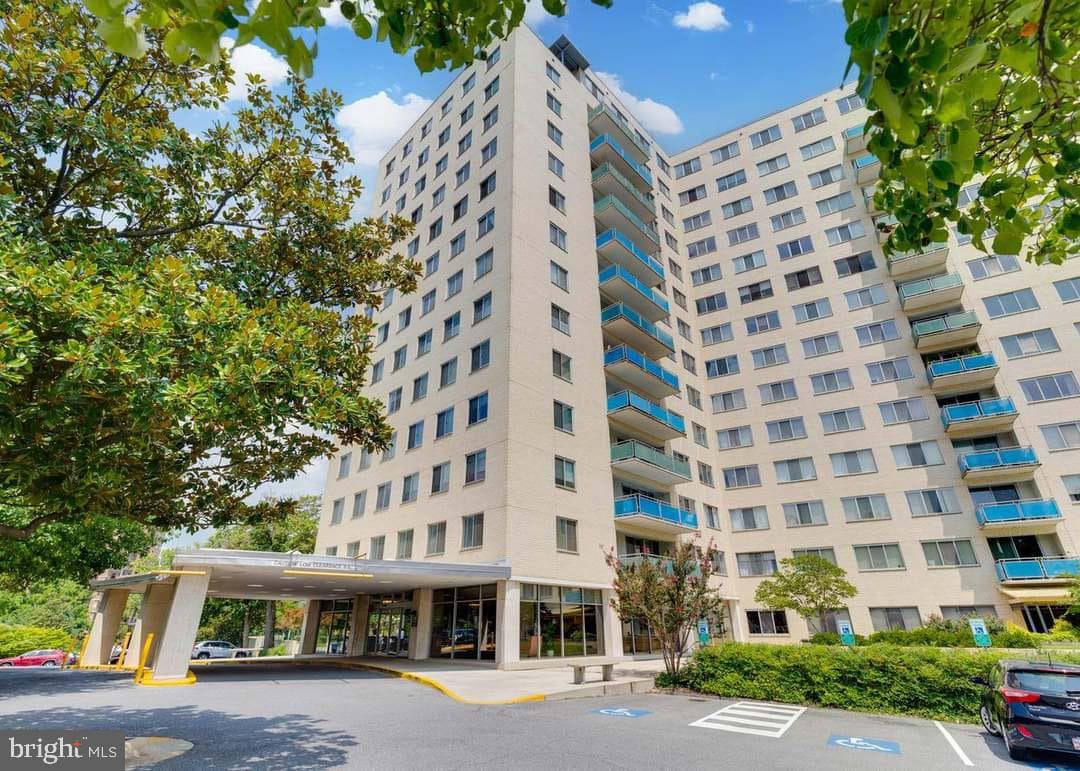 10201 Grosvenor Pl # 1628, Rockville
