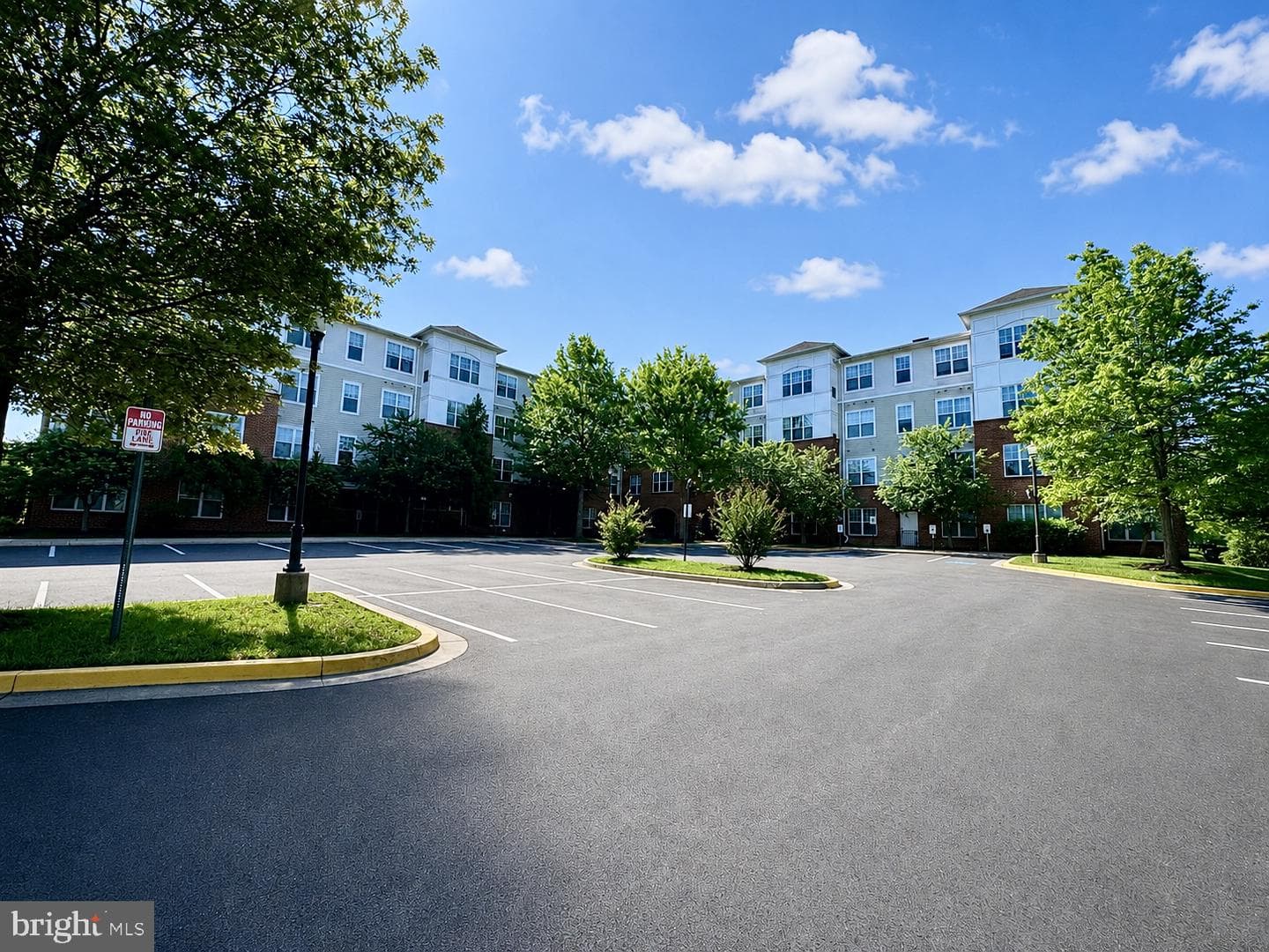 14241 Kings Crossing Blvd # 311 photo 18