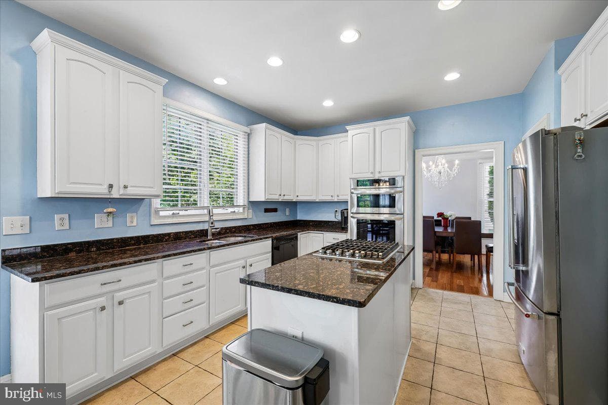 21201 Hickory Forest Way photo 23
