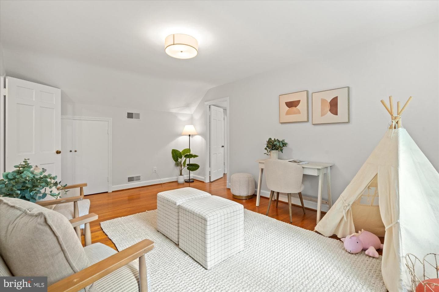 5016 Scarsdale Road photo 25