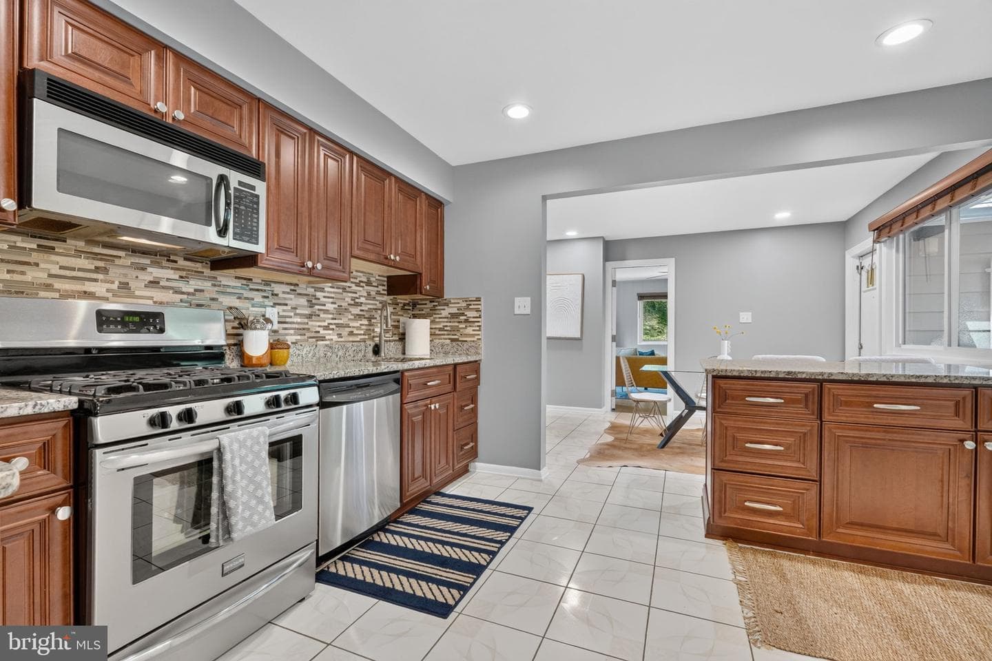 13804 Drake Drive photo 14