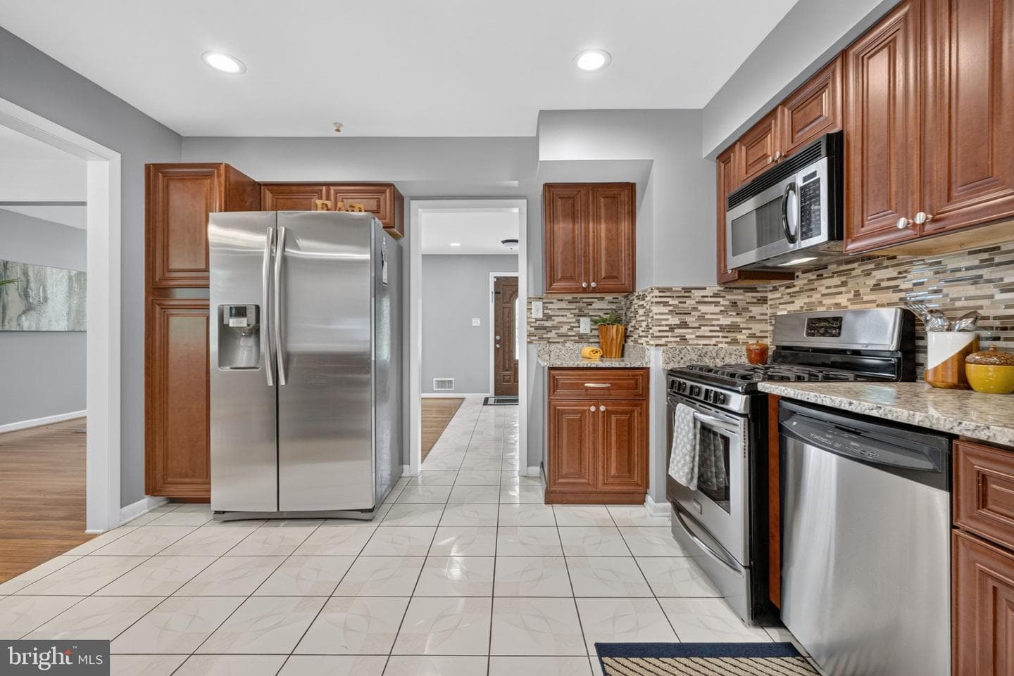 13804 Drake Drive photo 16