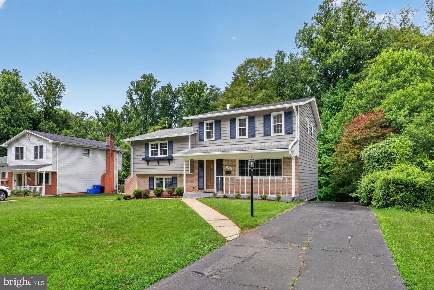 13804 Drake Drive photo 4