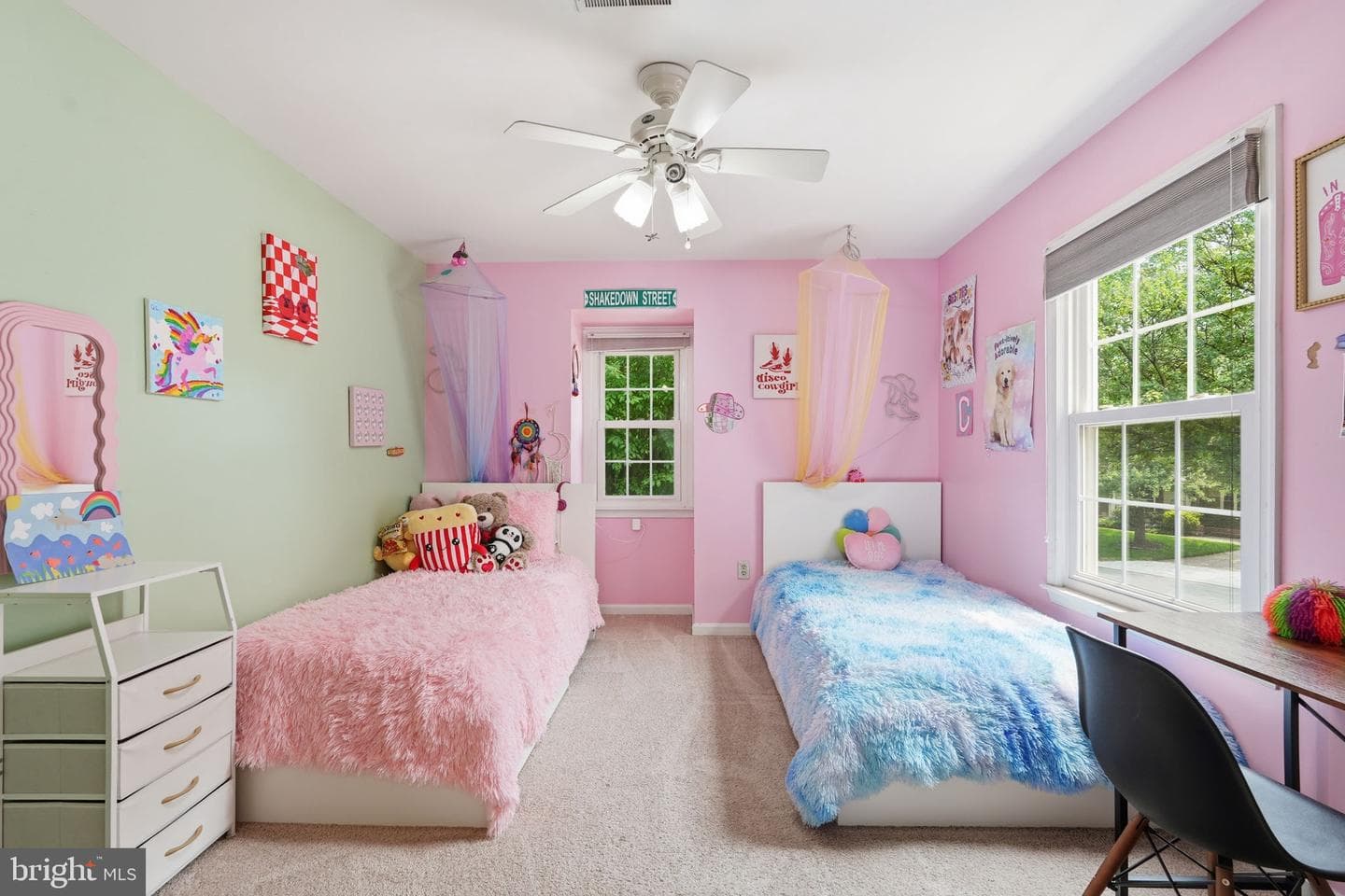 118 Upshire Circle photo 39
