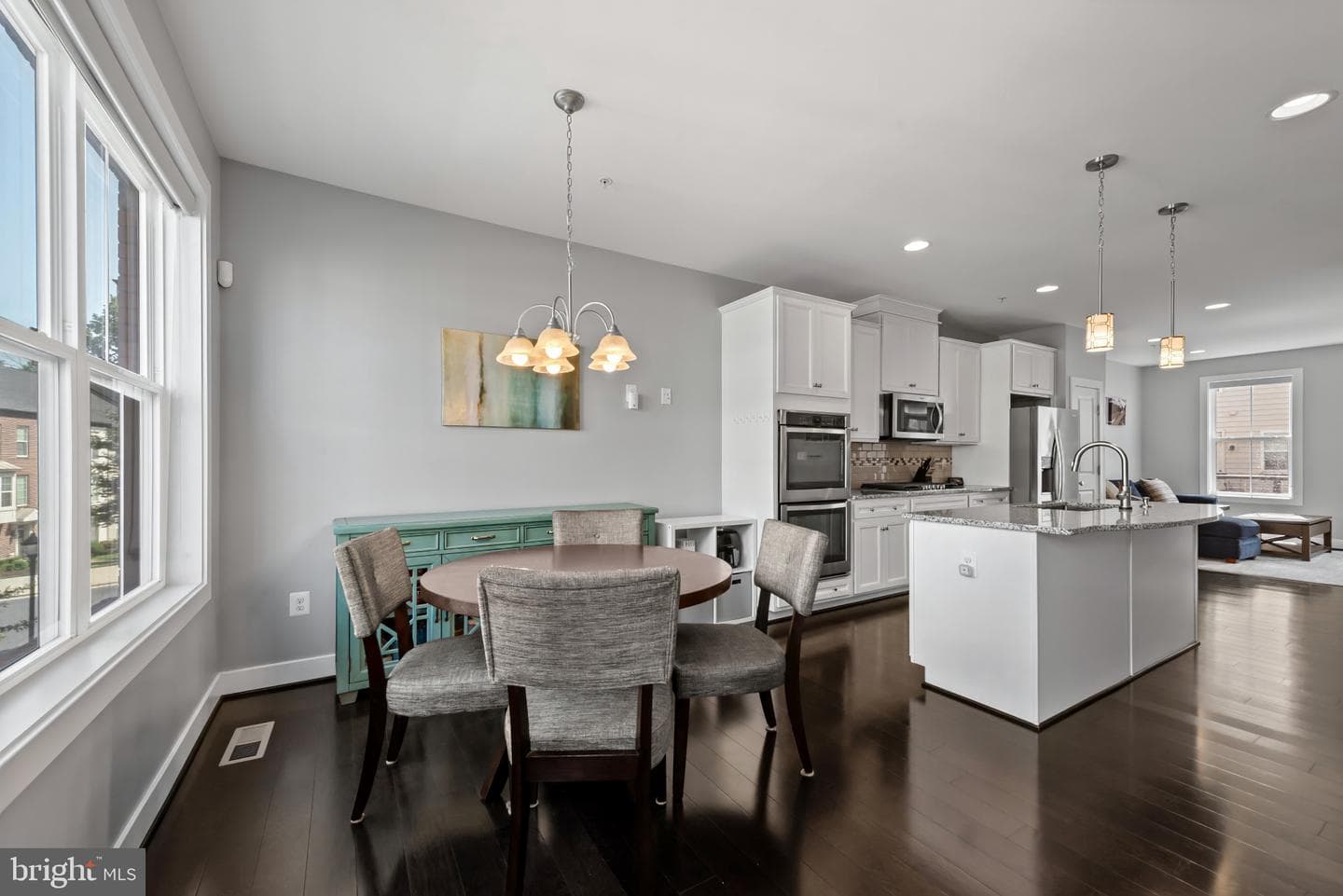 12613 Macaulay Street photo 17