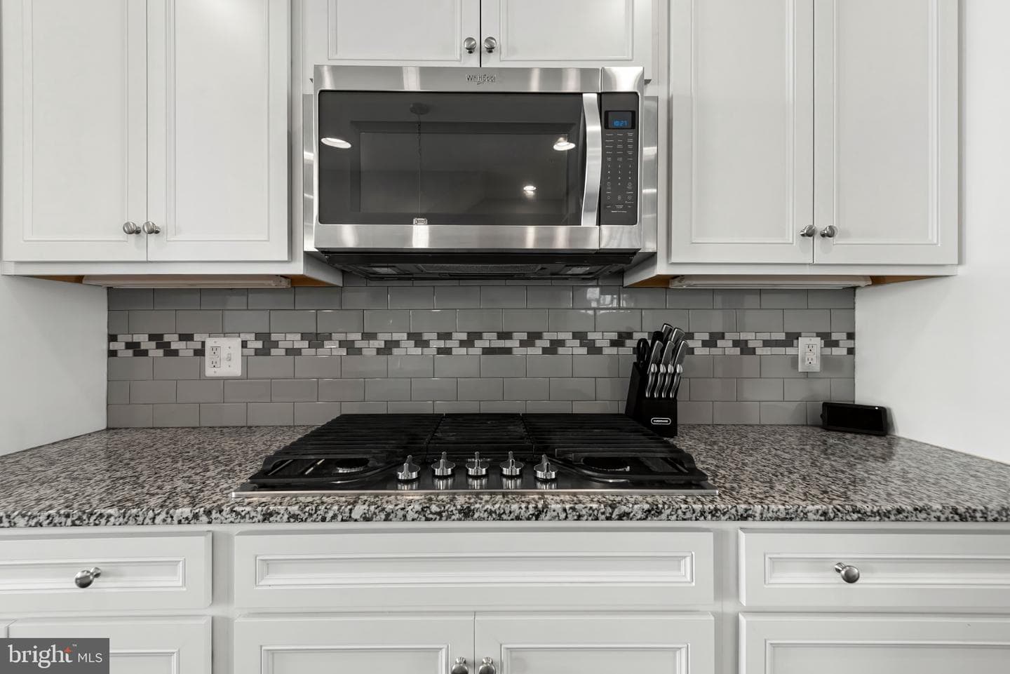 12613 Macaulay Street photo 20