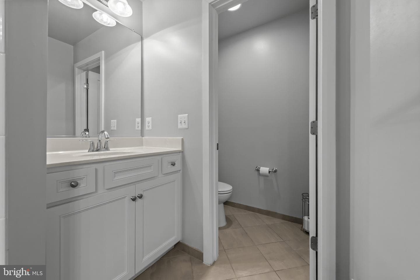 12613 Macaulay Street photo 38